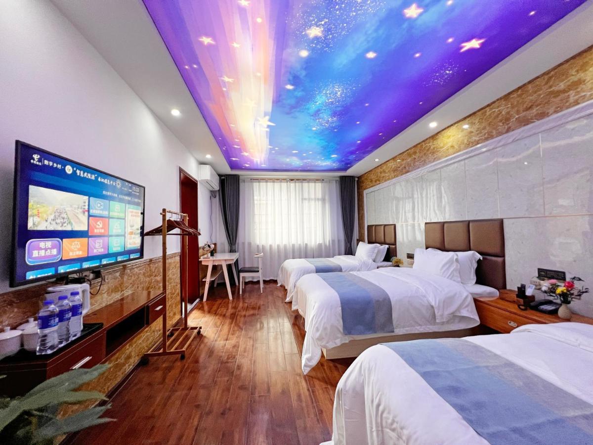 Yijingju Humanistic Inn Zhangjiajie Luaran gambar